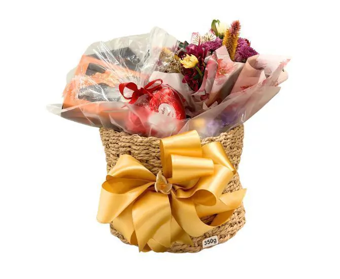 Cesta com Chocolates e Flores Floranna - Presentes, Chocolates Sortidos, Surpresa Especial